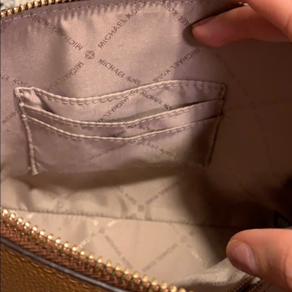 NWOT Crossbody bag - Picture 5 of 5